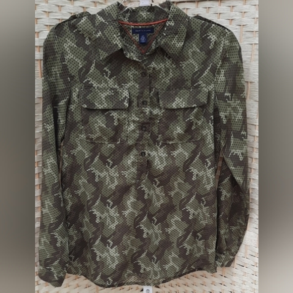 Tommy Hilfiger Camouflage Polka Dot Popover Shirt - Picture 2 of 10
